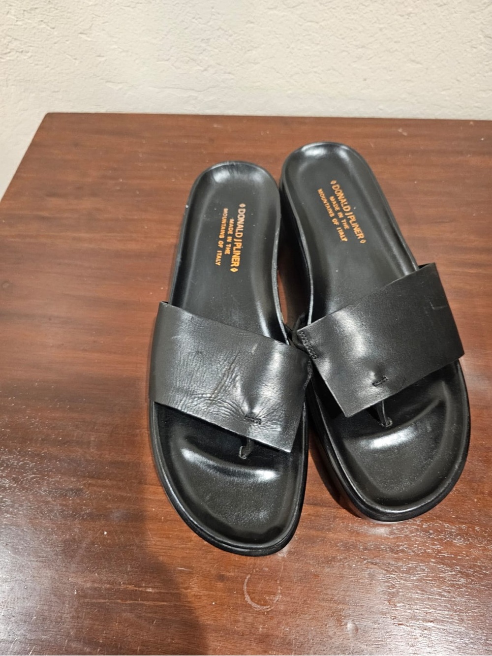 Donald J. Pliner Black Leather Wide-Strap Slide Sandals - Picture 3 of 3